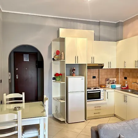 Sun Beachfront Apartments Sarande Exterior photo