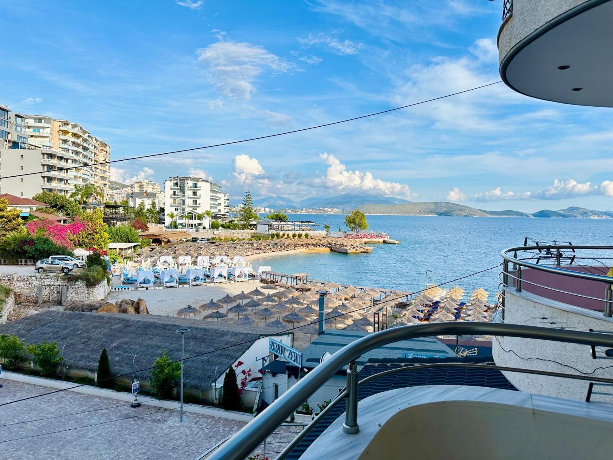 Lägenhet Sun Beachfront Sarandë